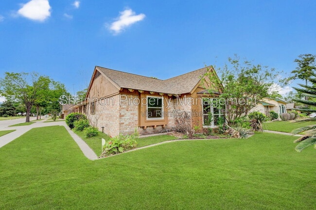 Photo - 5403 Clift Haven Dr