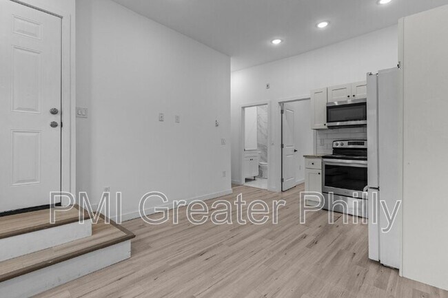 Photo - 1904 Orthodox St Unit 1