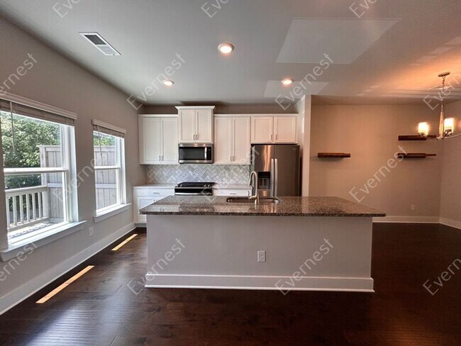 Photo - 1290 Brookins Trl