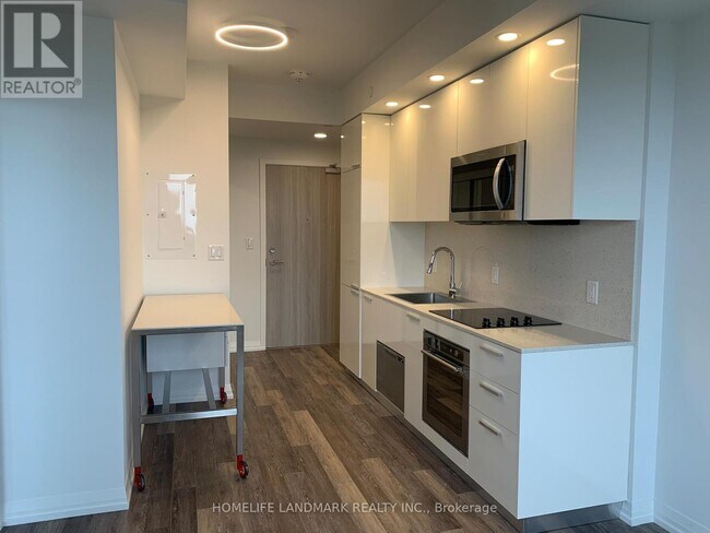 Photo - 75 Canterbury Pl Unit 2210