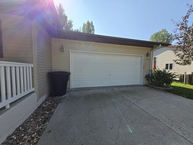 Photo - 5038 W Elm Ct