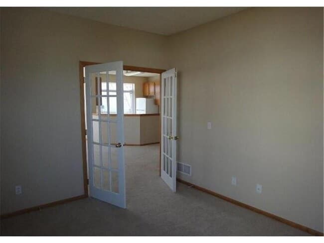 Photo - 9012 Garland Ln N