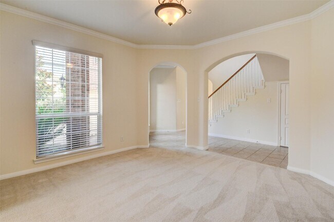 9115 Memorial Valley Dr