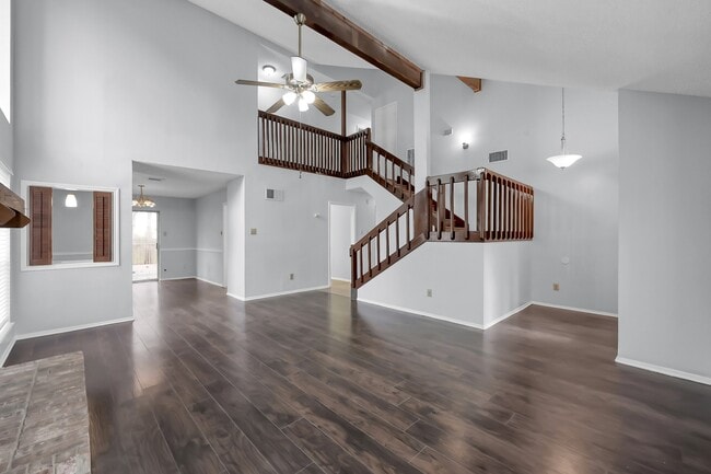 Photo - 35 Maywind Ct