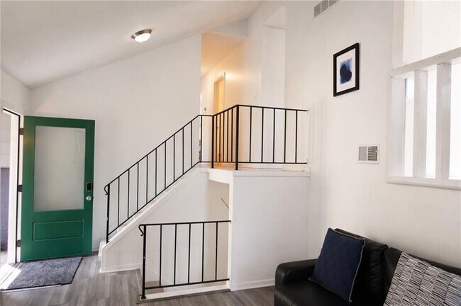 Photo - 752 Pebble Creek Dr