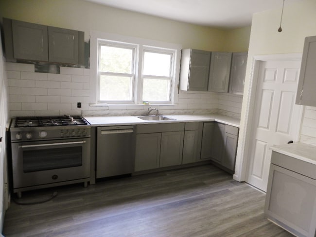 Photo - 25 Cove Ave Unidad 1