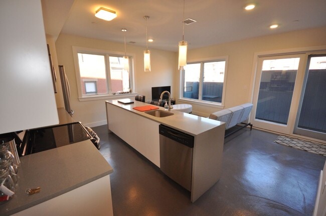 Photo - Amazing 3 bed 1.5 bath in the South End!!!