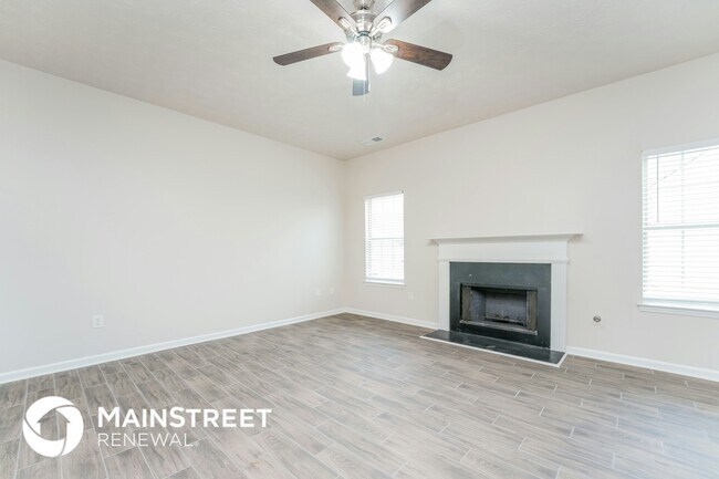 Photo - 15 Emerson Trail