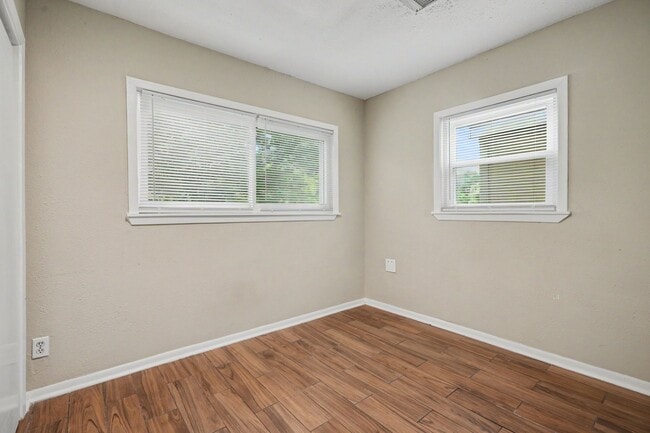 Photo - 6500 Haden Dr