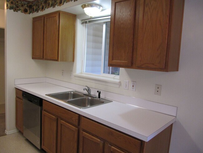 Photo - Two Bedroom Duplex in South Salem Unit 5370