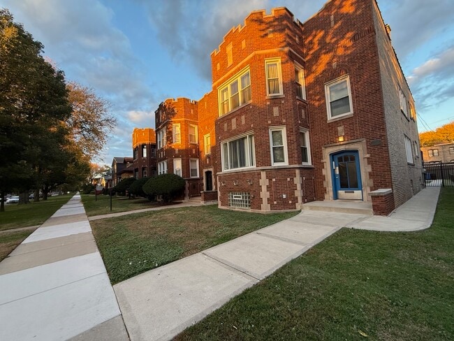 Photo - 7749 S Indiana Ave