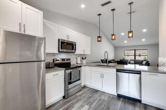 Photo - 13155 Chadwick Ct