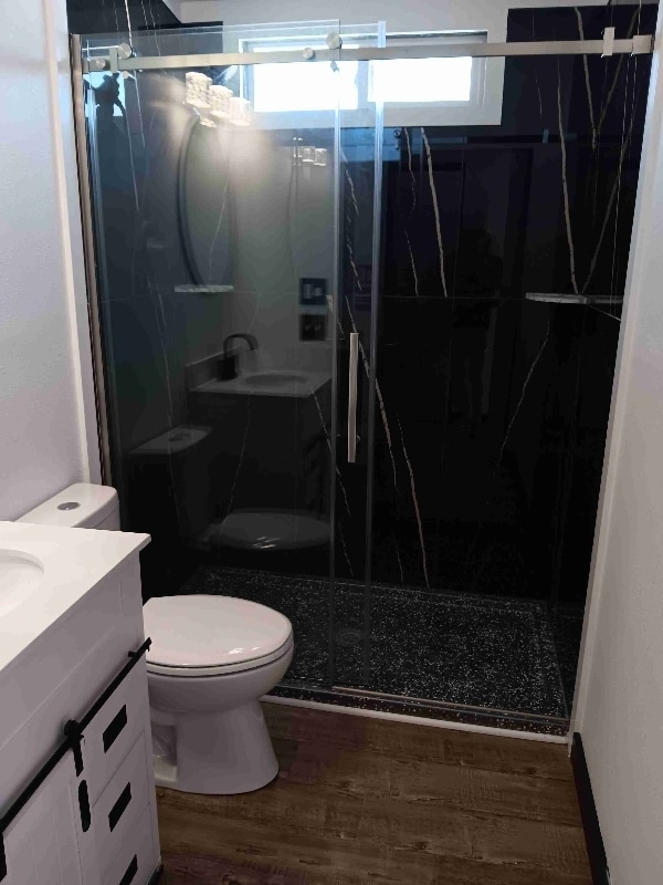 Photo - 702 S Meridian Rd