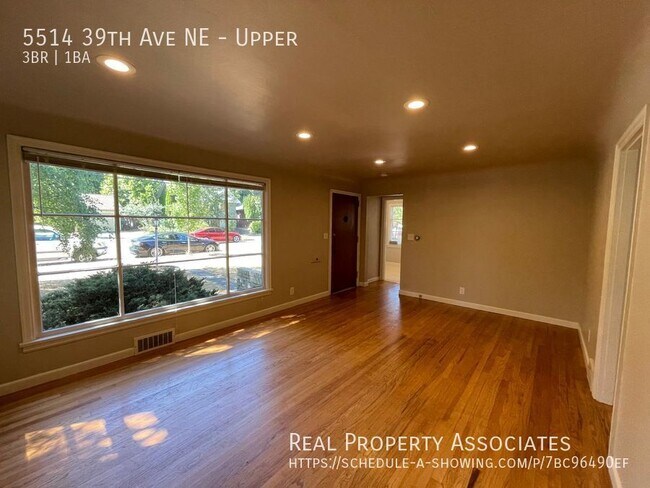 Photo - 5514 39th Ave NE Unit Upper