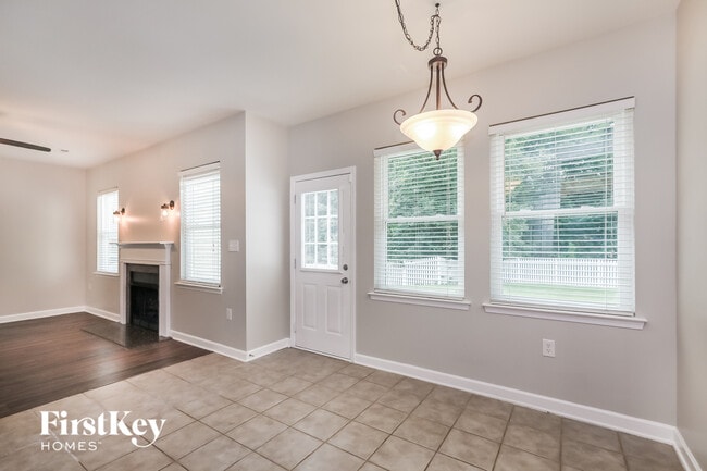 Photo - 4107 High Shoals Dr