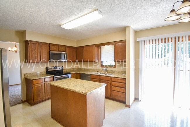 Photo - 1104 Prairie View Dr
