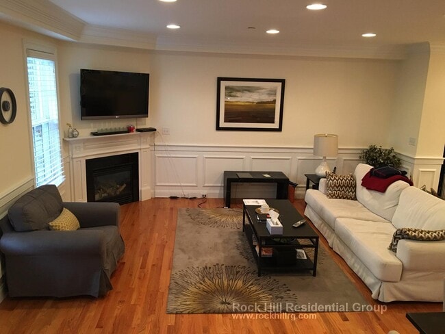 Photo - 139 Tremont St Unit 139