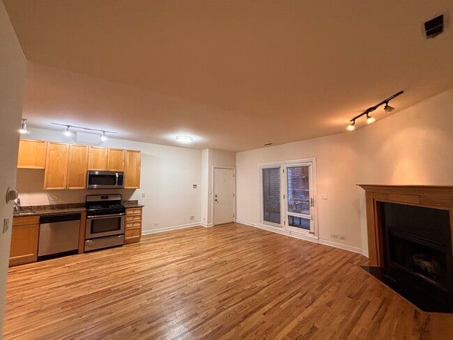 Photo - 3349 N Clark St Apartments Unit 1SW
