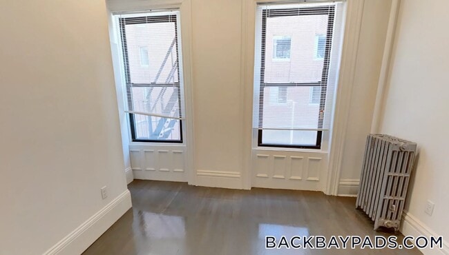 Photo - 270 Newbury St Unit 2