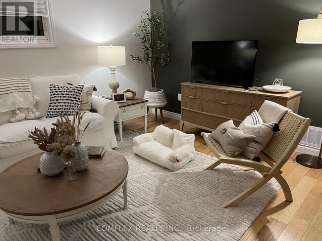 Photo - 40 Bascom St