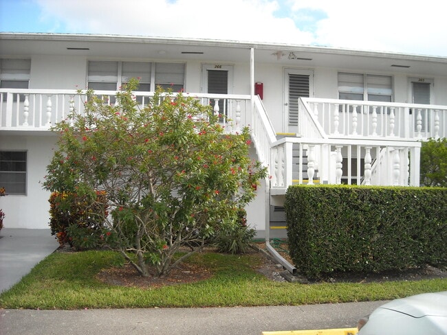 Photo - 358 Chatham R