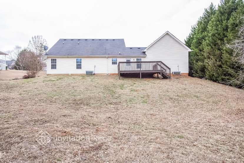 Photo - 210 Berkshire Pass