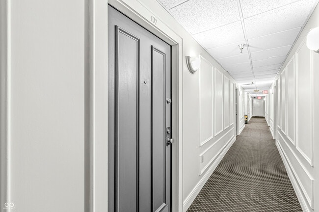 Photo - 230 E 9th St Unit 302