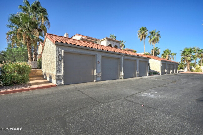 10080 E Mountain View Rd Unit D311