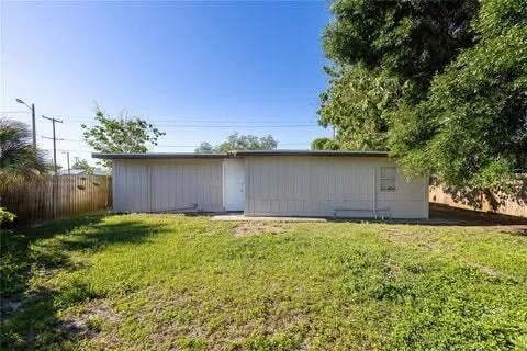 Photo - 812 E Lotus Ave Unit A