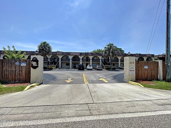 Building Photo - 205 Palmetto Ave Unit 603