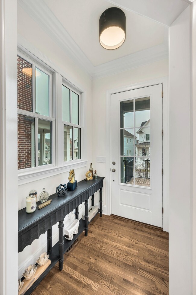 Photo - 6007 Camberley St