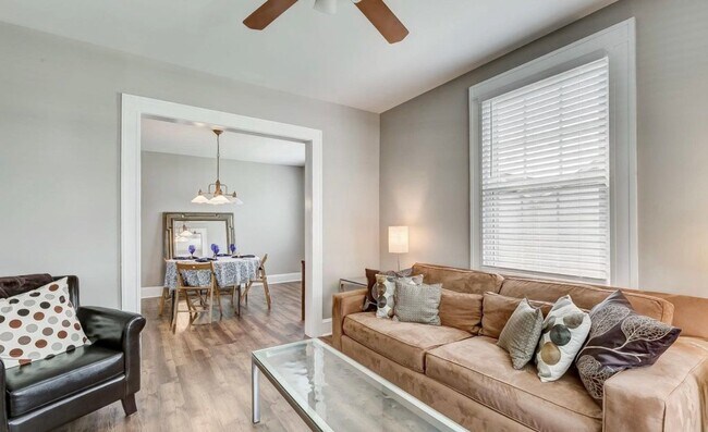 Photo - 430 E Pennsylvania Ave