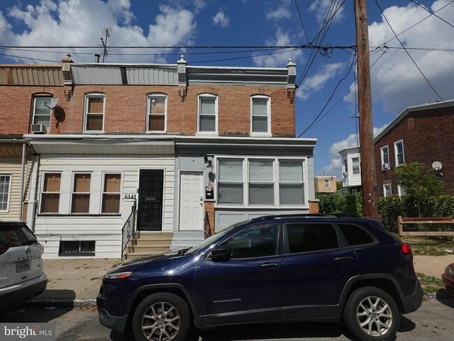 Building Photo - 6139 Larchwood Ave Rental