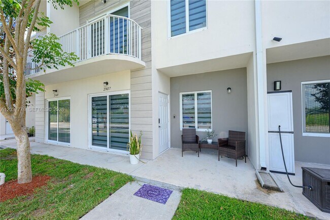 Photo - 25657 SW 144th Ave