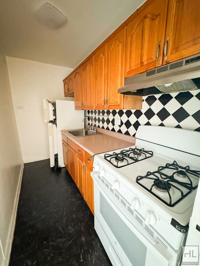 Photo - HERKIMER STREET Unit 5