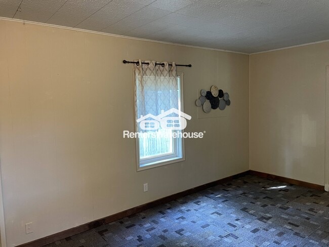 Photo - 1509 8th St E