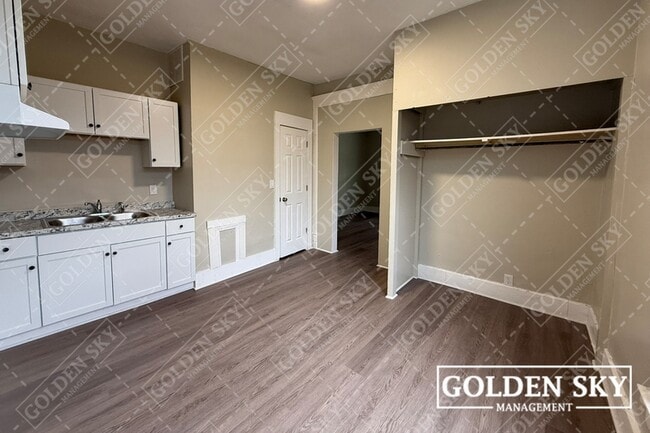 Photo - 1224 E Main St Unit 1