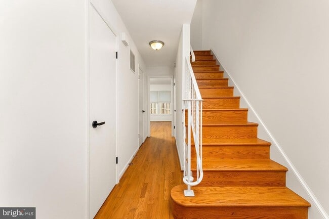 1808 Golf View Ct