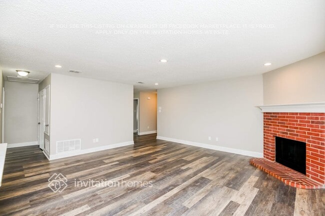 Photo - 1413 Ridgecrest Dr