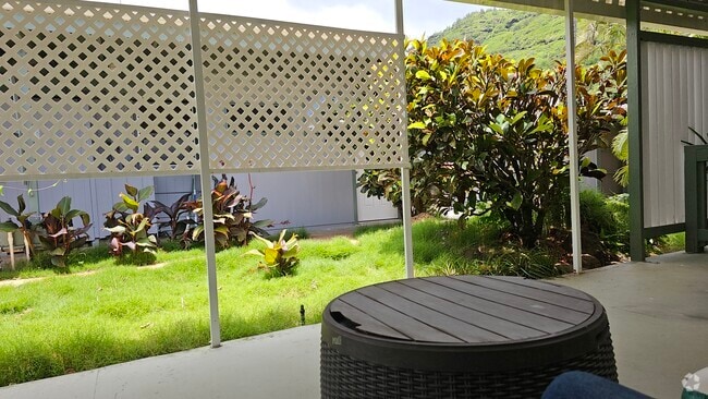 Building Photo - 439 Kuliouou Rd Rental