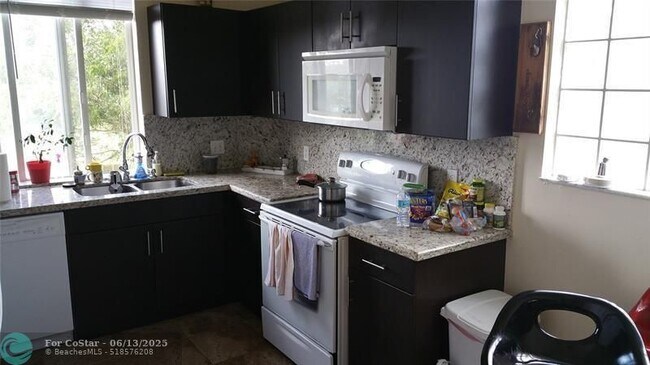 Photo - 6984 SW 39th St Condo Unit 206