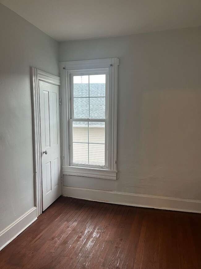 Photo - 1309 W 2nd St