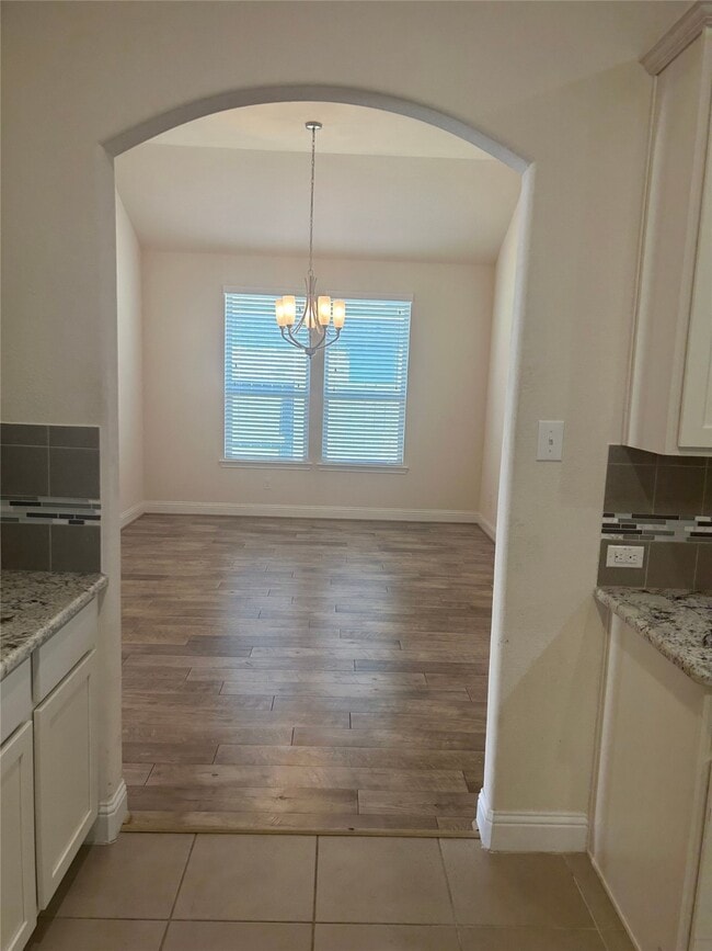 Building Photo - 3622 Pasteur Ln Rental
