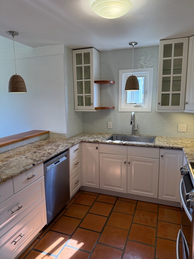 Photo - 2271 Edinburg Ave Unit 2271