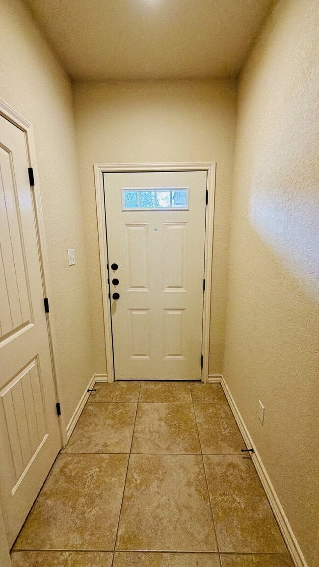 Photo - 7108 Micayla Cv Unidad 104