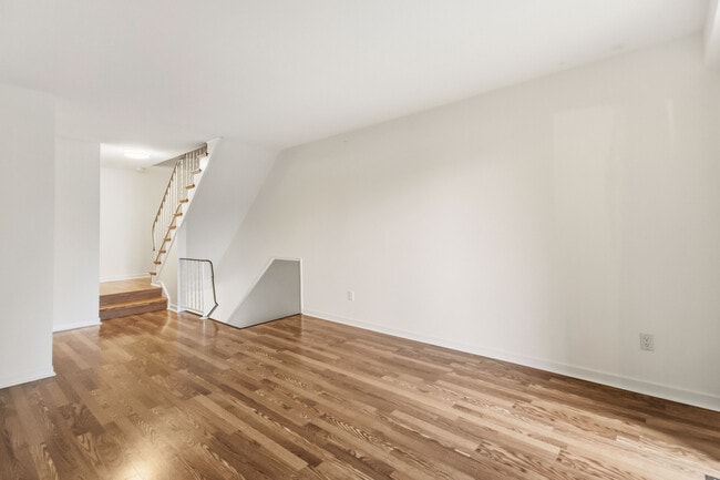 Photo - Gorgeous 3 Bedroom Townhome in Pondmills