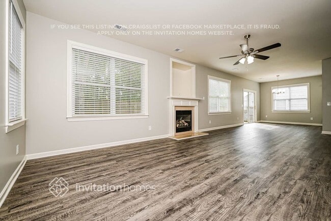 Photo - 2812 Harcourt Dr