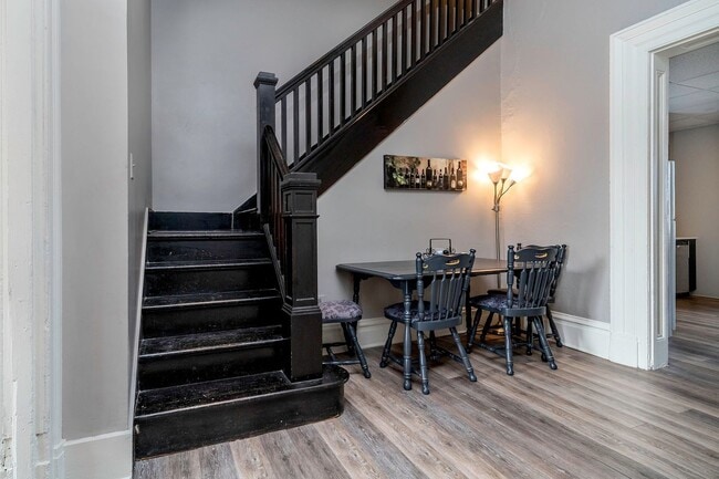 2353 Sidney St Unit 2