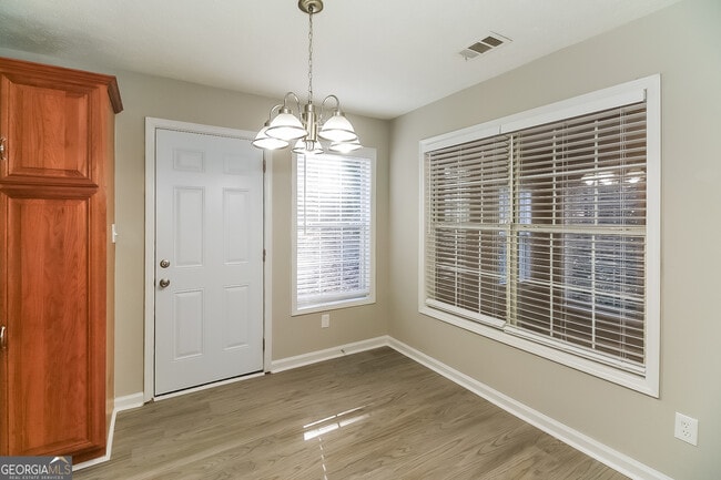 Photo - 340 Sharon Dr