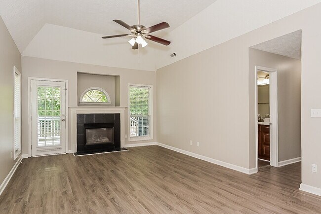 Photo - 388 Jasmine Dr